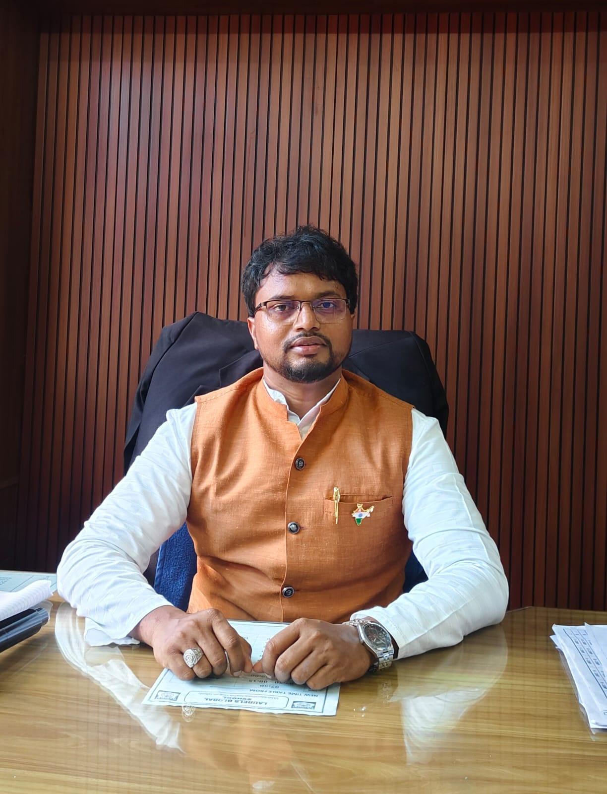 Mr Bisudha Nayak